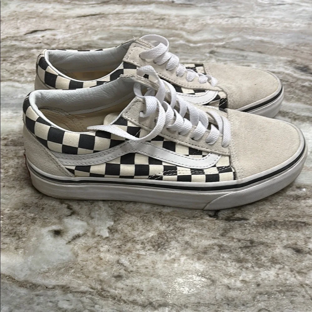 Vans Checkerboard Sneakers - Picture 3 of 6
